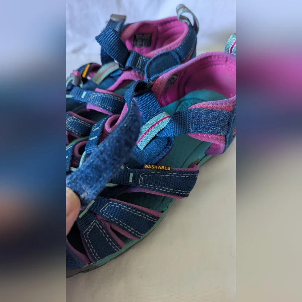 Keen Kids Size 3 Seacamp Newport Sandals Washable Blue Pink